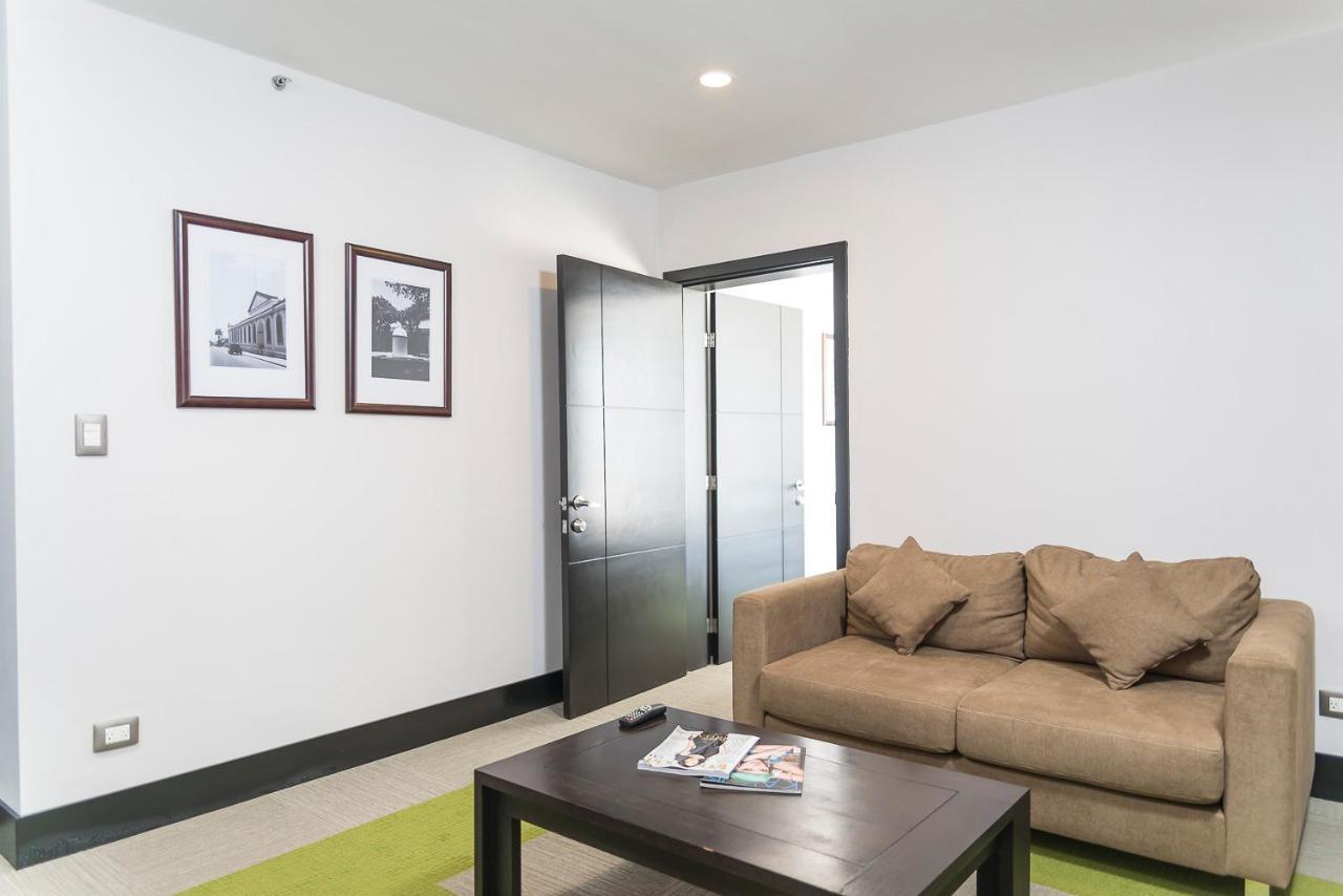 Hotel Trinitarias Suites Barquisimeto ภายนอก รูปภาพ