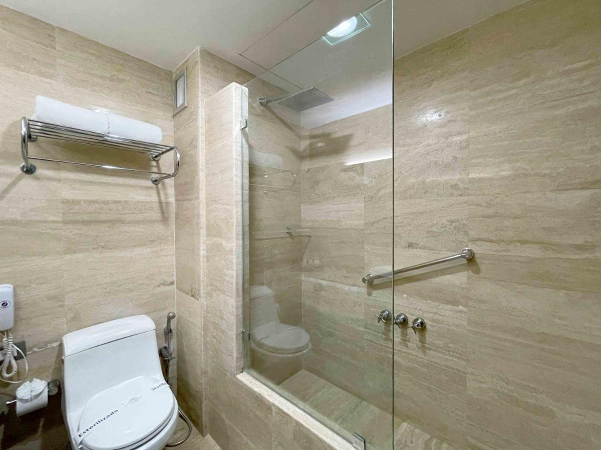 Hotel Trinitarias Suites Barquisimeto ภายนอก รูปภาพ