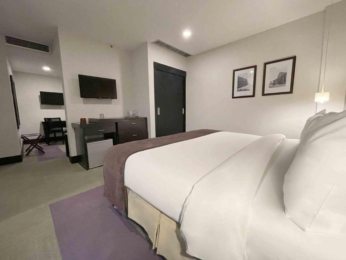 Hotel Trinitarias Suites Barquisimeto ภายนอก รูปภาพ
